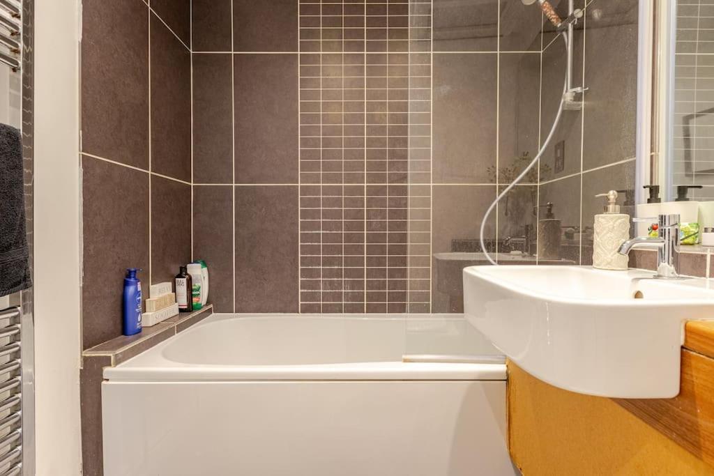 2 Bedroom Flat In St Johns Wood Λονδίνο Εξωτερικό φωτογραφία
